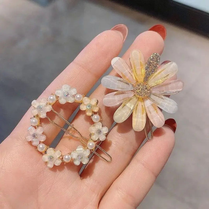 Bella Floral Hairclips