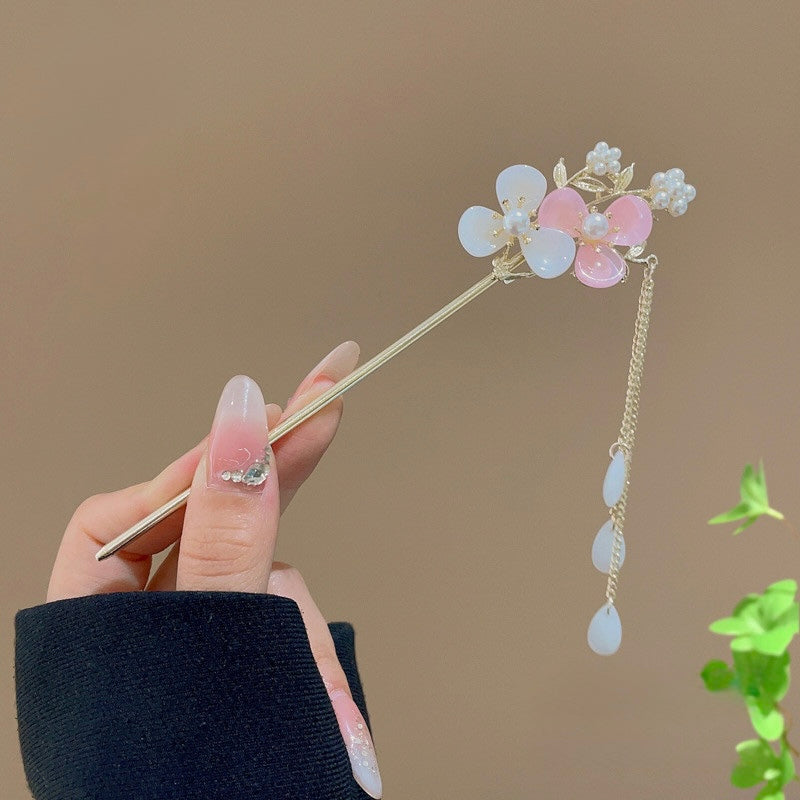Blushing Flora Hair Pin