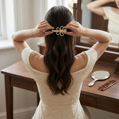 Rhinestone Studded Flower Hair Pin
